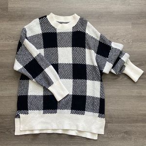 Abercrombie & Fitch sweater